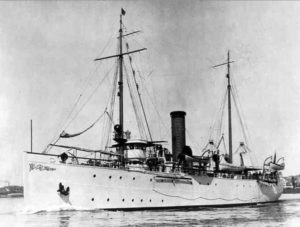 Adroscoggin Revenue Cutter (1907). Image courtesy US Coast Guard.