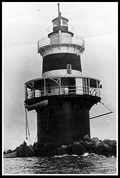 early Pecks Ledge light