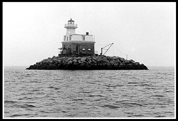 early penfield reef light