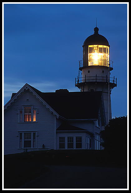 cape elizabeth light at night