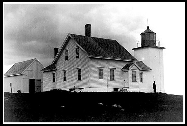 early image of Fort Point light