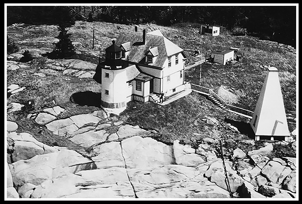 ariel view of Heron Neck light