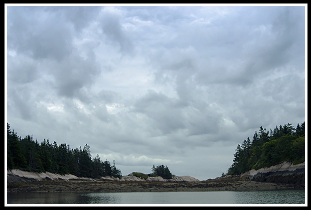 islands in cloudy weather