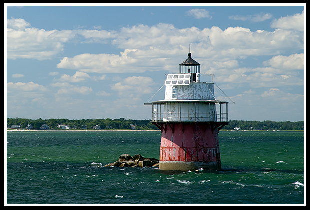 duxbury pier lighthouse