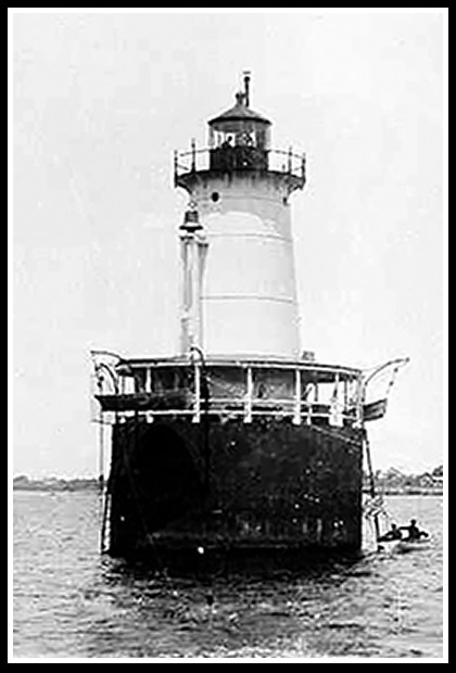 early Borden Flats light circa 1900