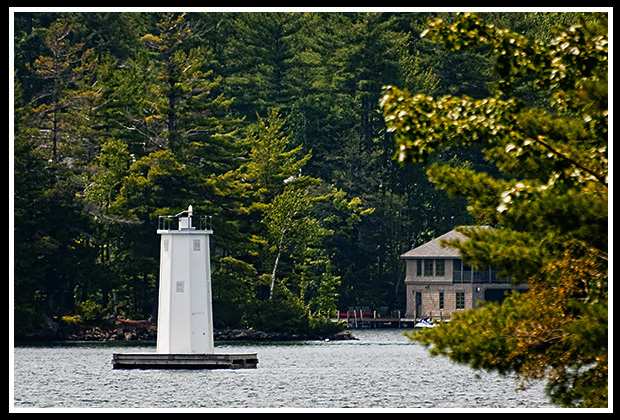 Burkehaven lighthouse on a hot summer day