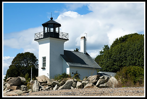 Bristol Ferry lighthouse